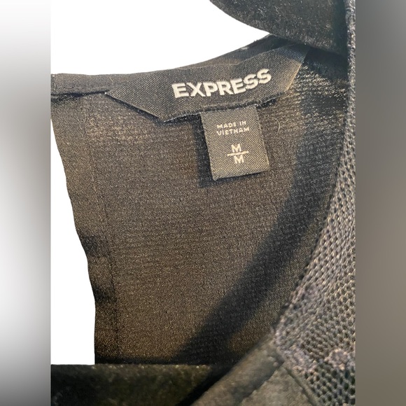 Express Top - Picture 3 of 3
